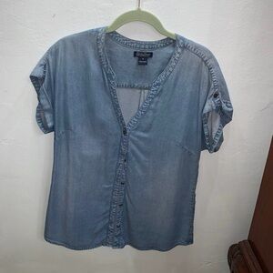 Lucky Brand Light Blue Button-Down Shirt